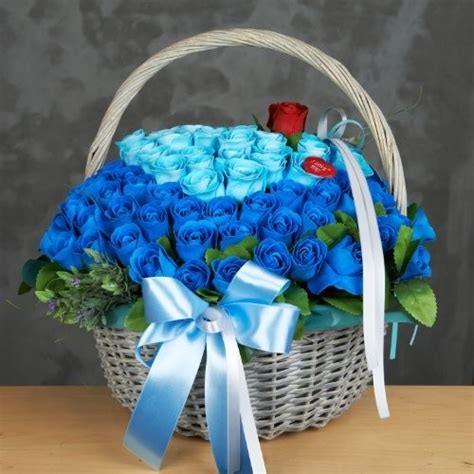 Blue Rose Basket Arrangement Basket Delivery Of Blue Roses Blue