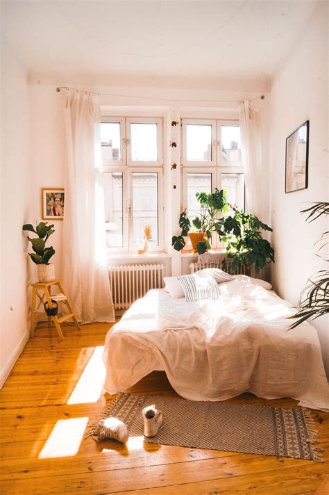 Das zuhause zu dekorieren, ist eine tolle möglichkeit, noch mehr individualität in deine eigenen vier wände zu bringen. Deko-Tipps zum Wohlfühl-Wohnen - | Wohnen, Schlafzimmer ...