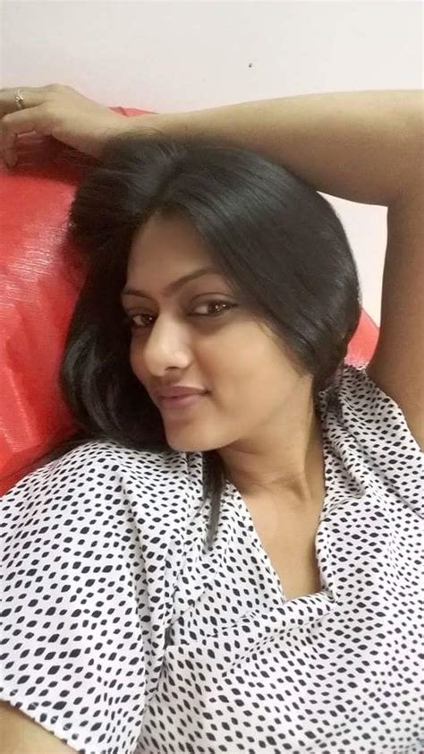 Indian Girls Photo Indian Cute And Beautiful Gils Facebook Selfiealbum 12