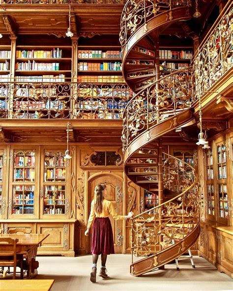 Aeistéitic On Twitter Home Library Design Library Aesthetic Dream