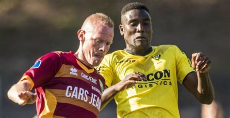 Vvv foundation timmert aan de weg. VVV-Venlo klimt naar vijfde plek door eerste Eredivisie ...