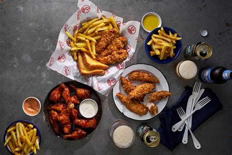 Slim Chickens To Open In Manchesters Trafford Centre About Manchester