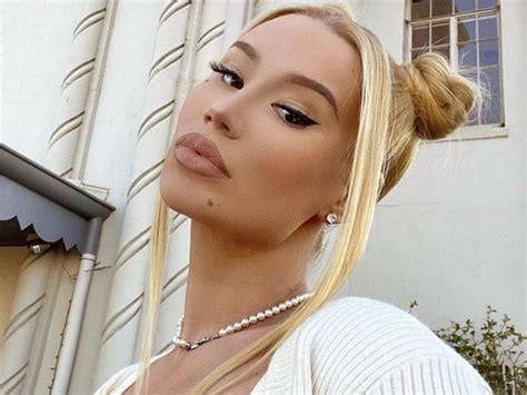 Iggy Azalea Trends As Fans Accuse Artists Of Copying Her