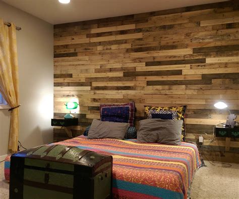 Explore Photos Of Wall Accents Made From Pallets Showing 2 Of 15 Photos