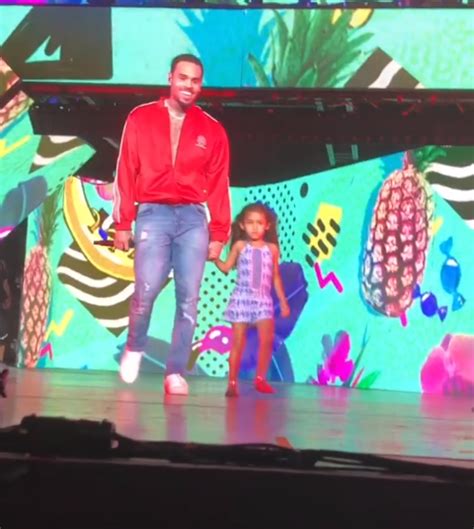Watch The Cute Moment Chris Brown Brought His Daughter Royalty On Stage