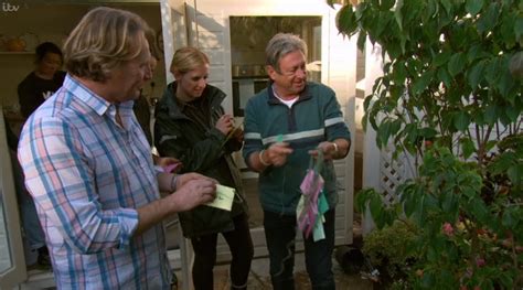 Love Your Garden 2020 How To Apply For Next Itv Series