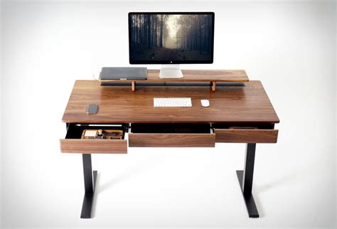 Elegantly Organized Smart Desks Woolsey Smart Desk