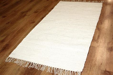 Ein flickenteppich besteht nicht nur aus einem stück stoff, sondern aus mehreren kleinen oder großen einzelteilen. Flickenteppich - Cotton (weiß) - Trendcarpet.de