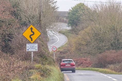 Driving In Ireland How To Stay Safe On Your Ireland Road Trip Vacation