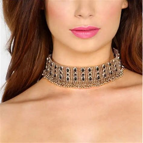 Vintage Hollow Pattern Statement Chokers For Female Rhinestone Crystal