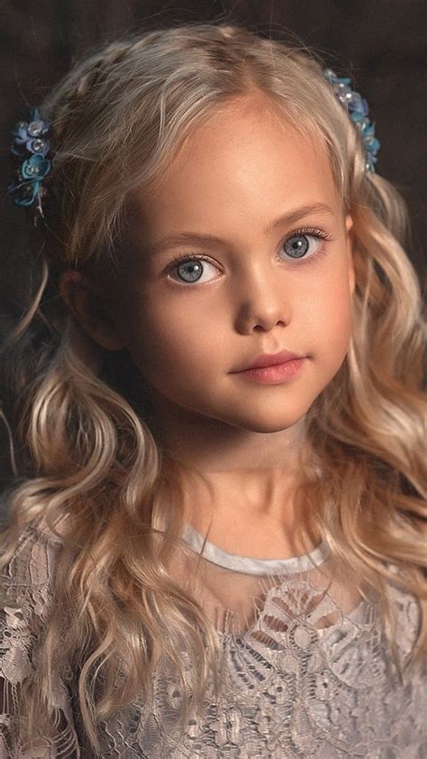 Pin By Cynthia Neal On Adorable In 2021 Beautiful Children Baby Girl