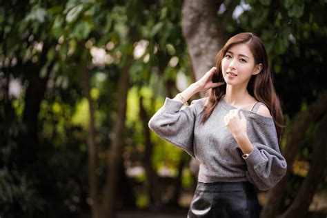 4k Asian Bokeh Pose Hands Sweater Brown Haired Glance Hd