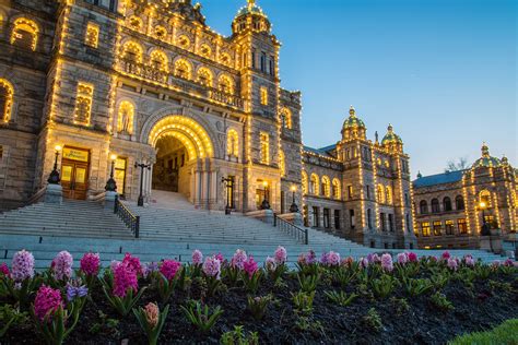 Cabin and cottage properties are located throughout british columbia and offer every type of experience from luxury to rustic. 10 Must-See Hidden Wonders in Victoria, BC
