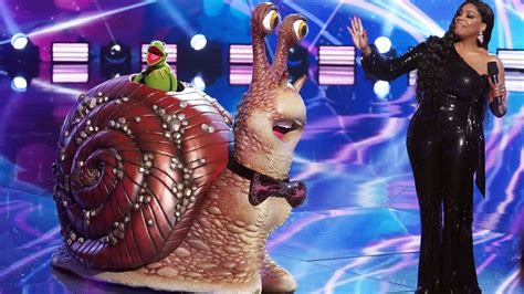 The Masked Singer 5 Premiere The Snail Is Unmasked Youtube