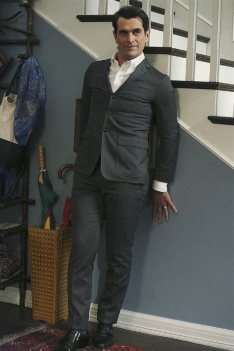 For example, men are supposed to wear ties and business suits, and nobody is allowed to wear jeans, except on fridays. 11 Fashion Mistakes Men Should Never Make If They Want to ...