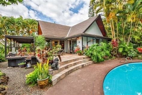 Find exactly what you're looking for, before you even leave home with the best from local. Kailua Kona HI home for sale: 612803 73-1422 KAHAKEA PL ...