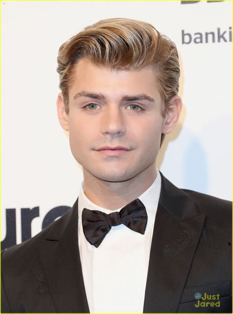 Maybe you would like to learn more about one of these? How To Do Cameron Dallas Hairstyle - which haircut suits ...