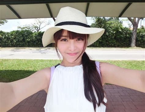 25 hot girls from singapore campus to follow on instagram where