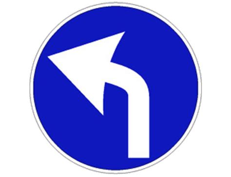 Il Segnale Raffigurato Preannuncia L Obbligo Di Svoltare A Destra - Preavviso direzione obbligatoria a sinistra