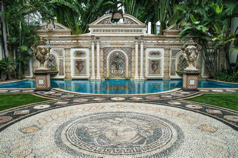 Best Miami Wedding Venues Versace Mansion Luxury Garden Versace