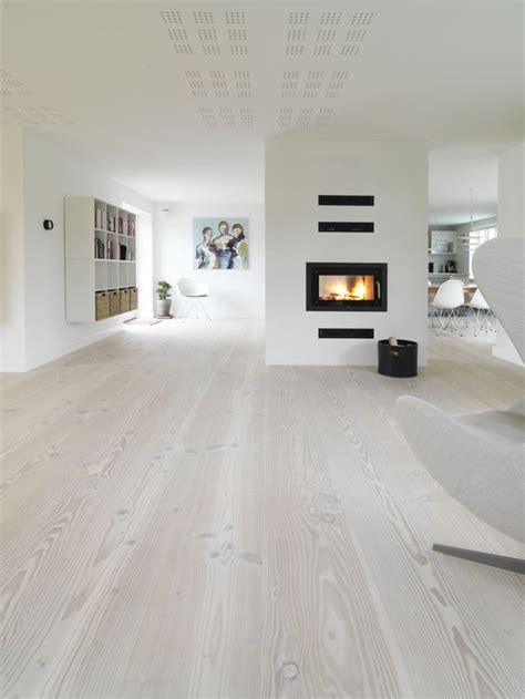 Grey hardwood floors in interior design and cool color combinations. 14 best White Oak Flooring images on Pinterest | Flooring, Ground covering and Kitchens