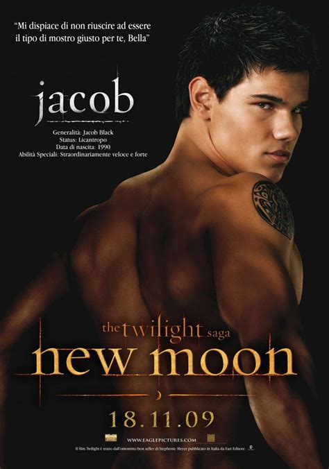 International New Moon Posters: Jacob & Edward - FilmoFilia