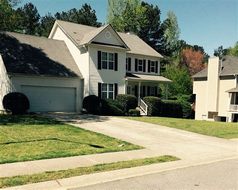 Where do you need the lawn care? Get Lawn Care Services in Atlanta from Hammond Lawn Care