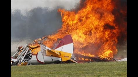 Pilot Stunt Walker Killed In Plane Crash At Ohio Air Show