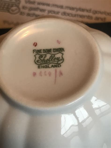 Shelley Fine Bone China Question Antiques Board