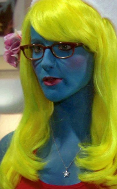 Melissa Rauch As Bernadette Rostenkowski Smurfette Big Bang Theory