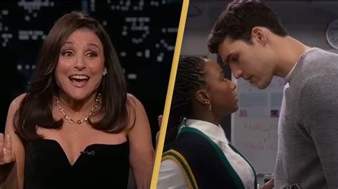 Julia Louis Dreyfus Describes Her Sons Racy Scenes In The Sex Lives Of College Girls As