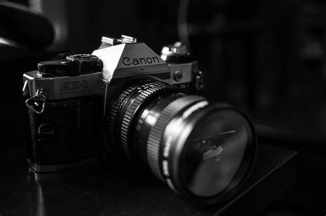 Black Canon Eos Camera · Free Stock Photo