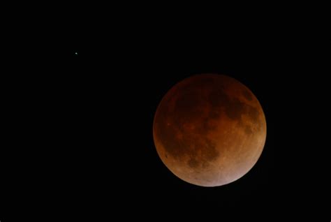During a partial lunar eclipse only part of the moon is obscured. Our Complete Guide to the October 8th "Hunter's Moon ...