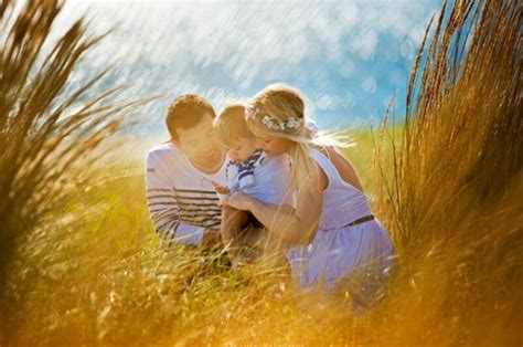 Foto keluarga artis yang berikut ini sangat kereeeeeennnn!! 15 Foto Keluarga Unik Ini Bikin Kamu Baper Kebelet Kawin ...