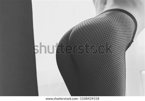 Crop Shot Seductive Naked Woman Bending Stock Photo 1108439558