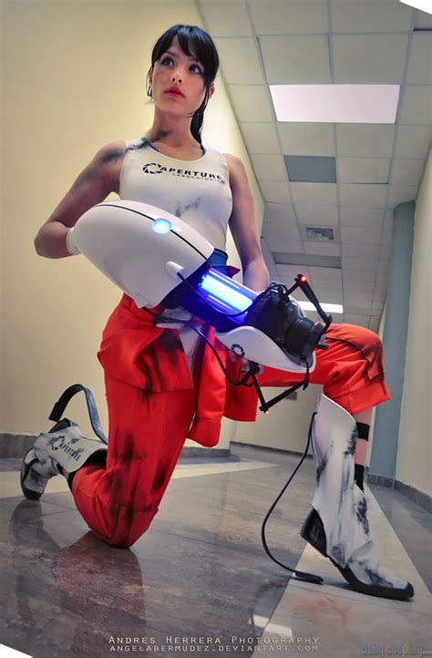 Chell From Portal 2 Daily Cosplay Com
