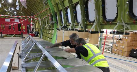 Boeing Makes Virtue Out Of Necessity With Gatwick Freighter Conversion