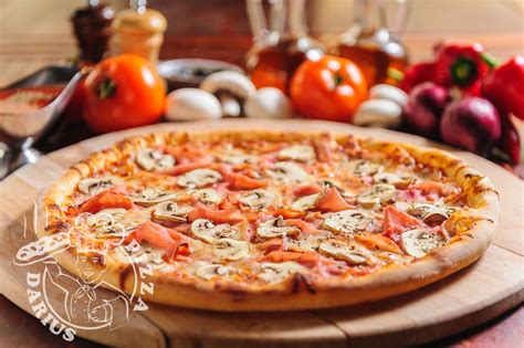 Pizza Prosciutto E Funghi Comandă Pizza în Cluj Darius Pizza