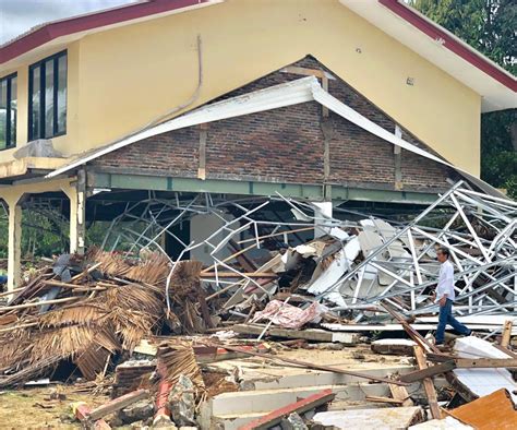 Update Korban Tsunami Selat Sunda 373 Tewas 1459 Luka Dan Pandeglang Terdampak Paling Parah