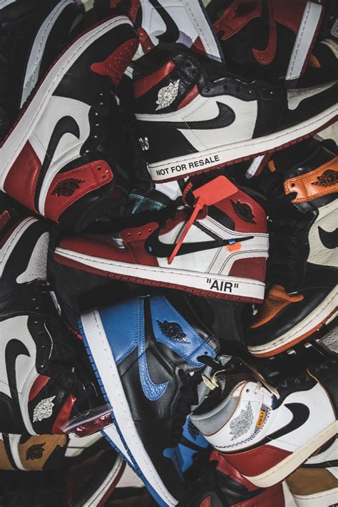 Free hd/hq wallpapers of your favorite sneakers featuring nike, air jordan, adidas, under armour and so much more! Jordan Vintage Wallpapers - Wallpaper Cave