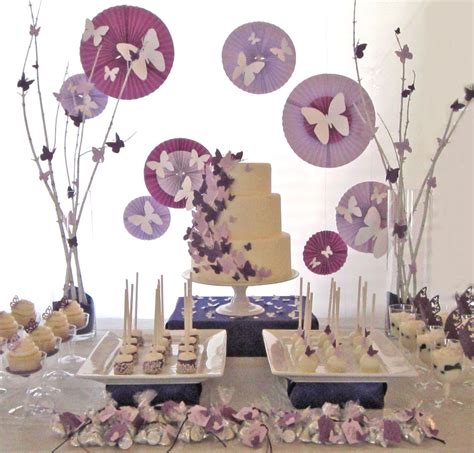 Awesome Baby Shower Party Decor With Stunning Serving Table Decor