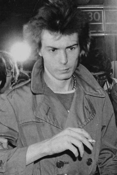 Punk Rocker Sid Vicious Dies Of A Drug Overdose In 1979 New York