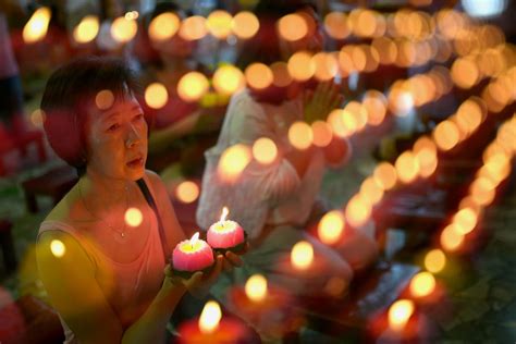 How Wesak Buddhisms Holiest Day Is Celebrated Around The World Going Places By Malaysia