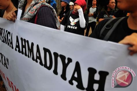 Ahmadiyah Di Indonesia Dinilai Salah Kostum Antara Umm Dalam Berita Koran Online