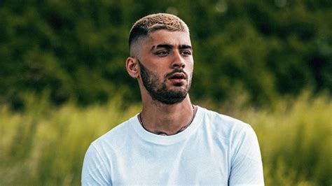 (cnn) if you're going to diss someone on twitter, you might want to try spelling their name right. Globally Acclaimed Singer Zayn Malik Disses 'One Direction ...