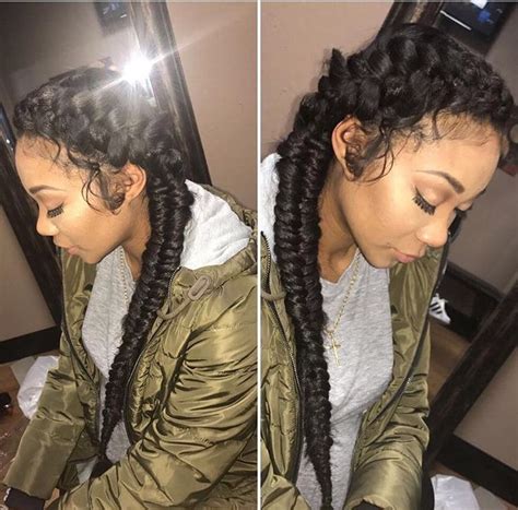 It is quite similar to the french braiding hair styling pattern. Side fishtail braid | Fish tail braid, Fish tail side ...