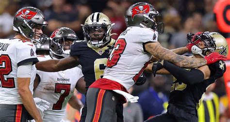 Nfl Suspends Tampa Bay Wr Mike Evans 1 Game Major Wager Sports