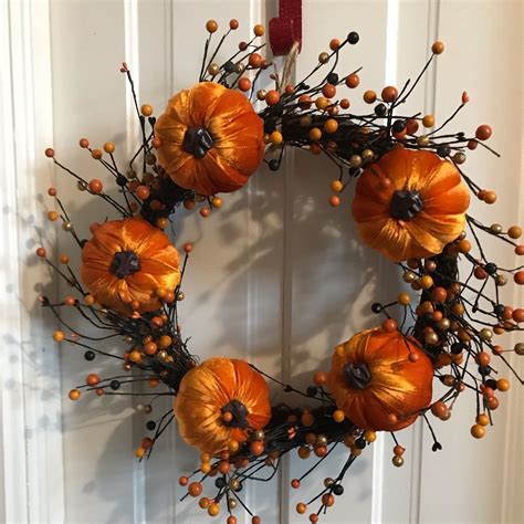 Pumpkins and berries. #fallharvestwreath #pumpkinwreath | Fall door decorations, Fall wreath ...