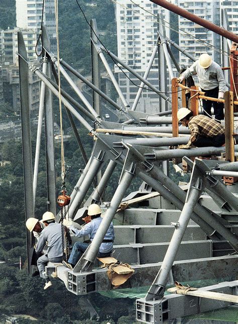 The Construction Of The Hsbc Building In Hong Kong Images The