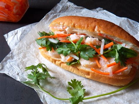 The vietnamese sandwich is one of my favorite dishes. FRIED SHRIMP BANH MI (VIETNAMESE SANDWICH) | In Good ...